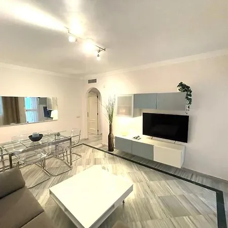Chez Elo Ii. 3 Dorm. 3 Bedroom - Marbella. Milla De Oro.