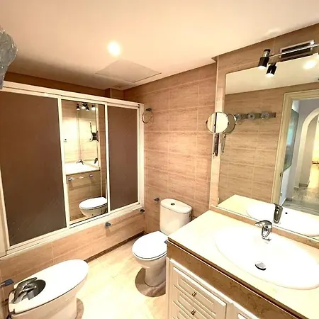 Apartment Chez Elo Ii. 3 Dorm. 3 Bedroom - Marbella. Milla De Oro. Marbella